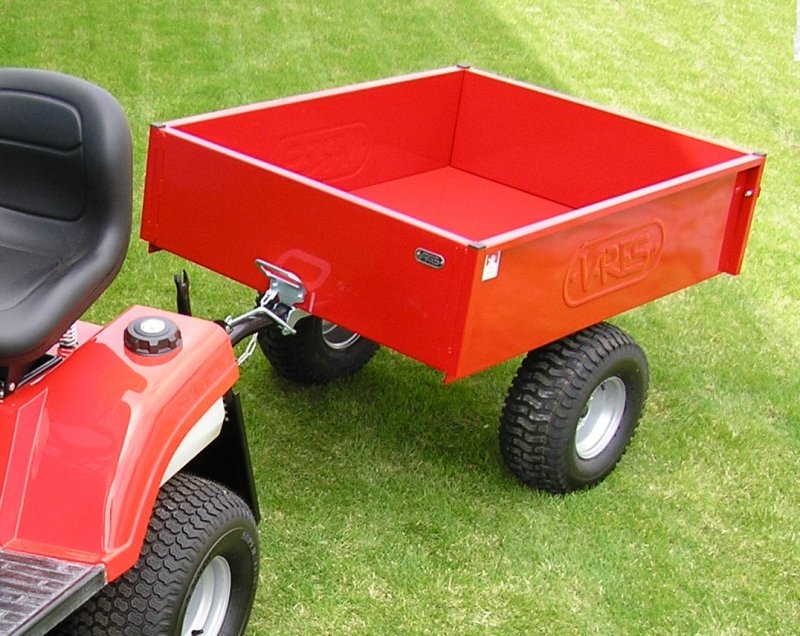 TR 220S nový model - Vozík VARES pro zahradní traktory DOPORUČUJEME